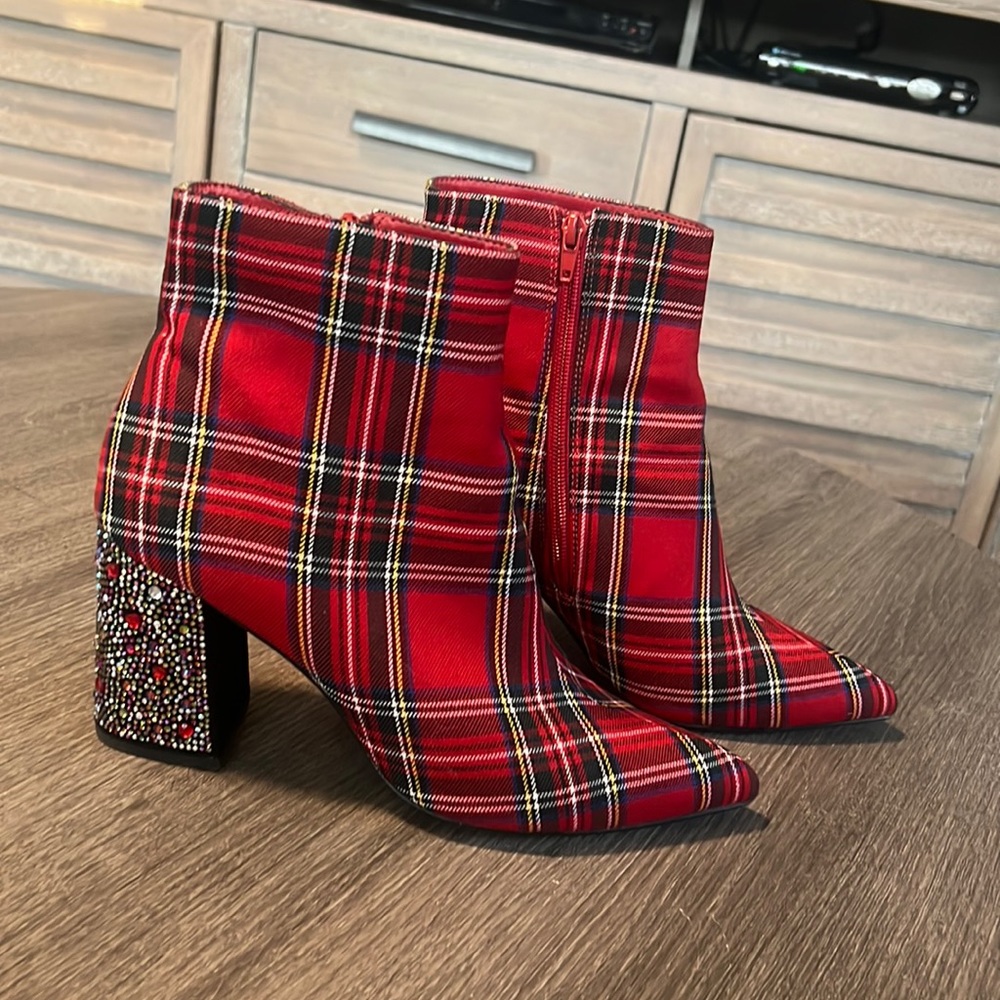 BETSEY JOHNSON, Women’s size 10 plaid & rhinestone heeled booties